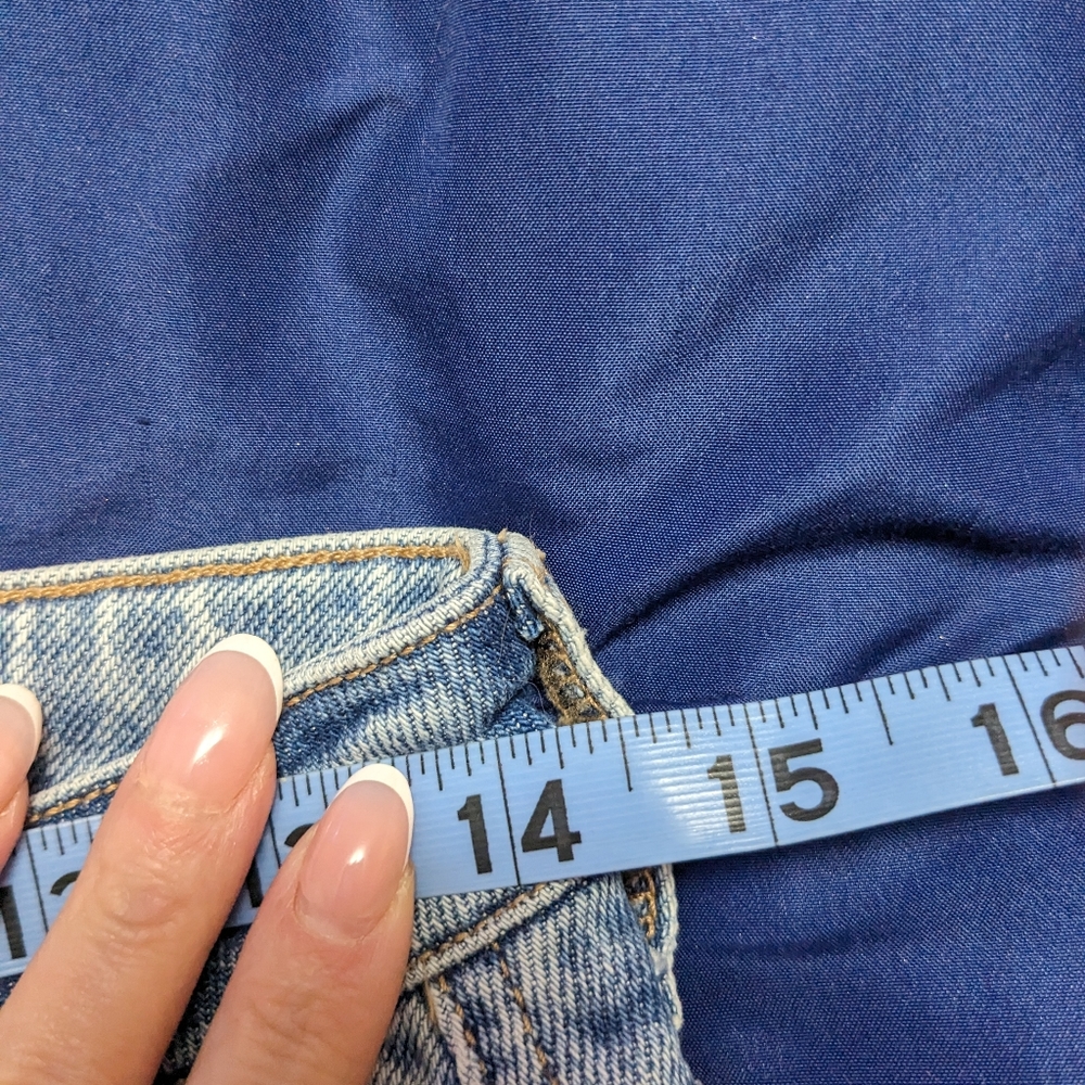 American eagle mom jeans destroyed with back of thigh slit - Picture 13 of 16